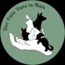 Une Patte Dans la Main